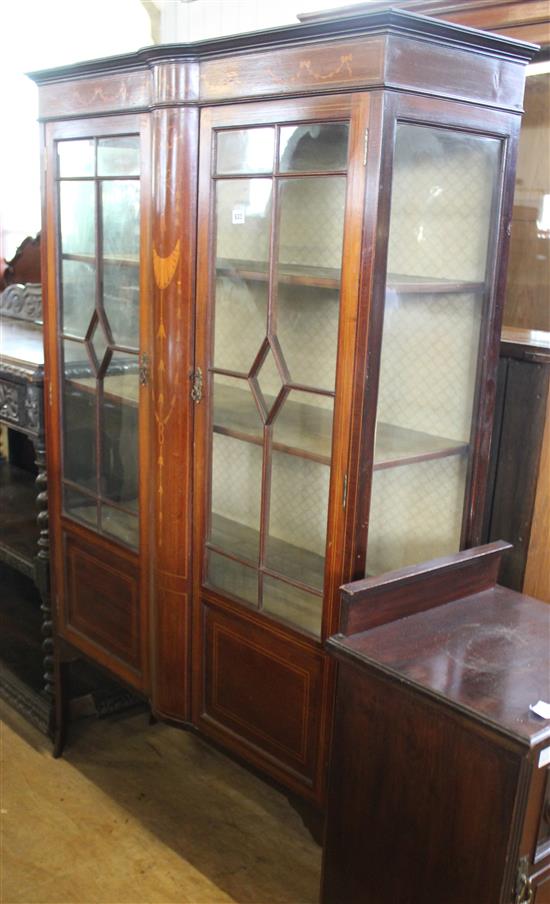 Edwardian inlaid mahogany display cabinet(-)